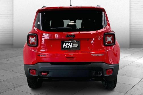 2023 Jeep Renegade Trailhawk