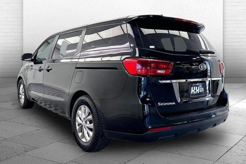 2020 Kia Sedona L