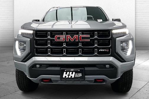 2024 GMC Canyon AT4