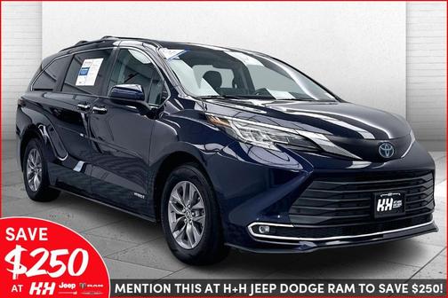 2021 Toyota Sienna XLE