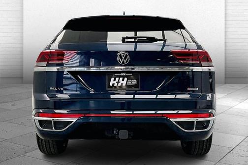 2022 Volkswagen Atlas Cross Sport 3.6L V6 SEL Premium R-Line