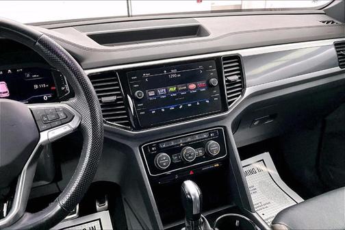 2022 Volkswagen Atlas Cross Sport 3.6L V6 SEL Premium R-Line