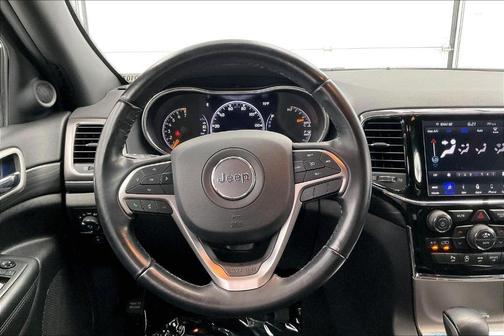 2019 Jeep Grand Cherokee Laredo E