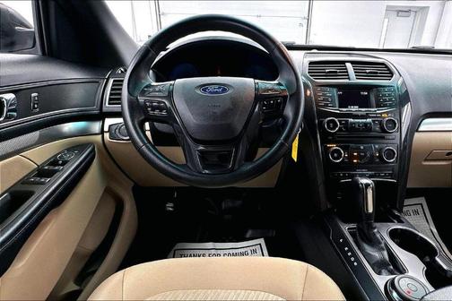 2017 Ford Explorer Base