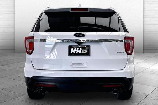 2017 Ford Explorer Base