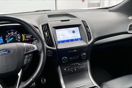 2020 Ford Edge ST Line