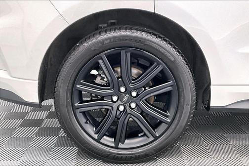 2020 Ford Edge ST Line