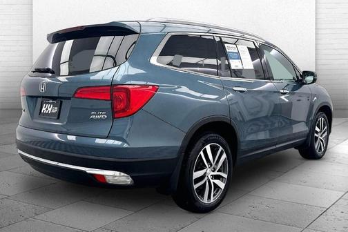 Steel Sapphire Metallic 2018 Honda Pilot Elite