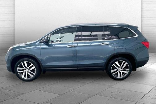 Steel Sapphire Metallic 2018 Honda Pilot Elite