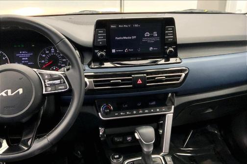 2023 Kia Seltos S