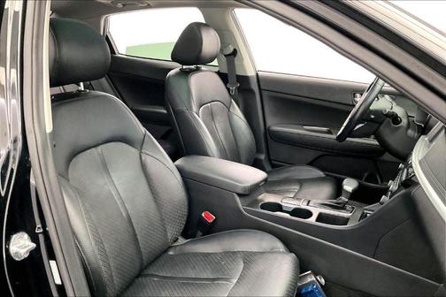 2020 Kia Optima SE