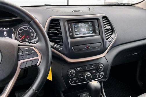 2014 Jeep Cherokee Sport