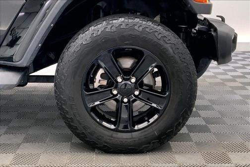 2022 Jeep Wrangler Unlimited Sahara Altitude