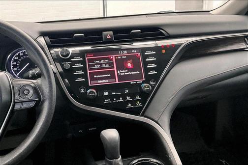 2020 Toyota Camry Hybrid LE