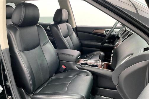 2018 Nissan Pathfinder Platinum