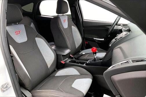 2017 Ford Focus ST Base