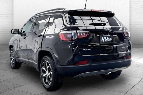 Diamond Black 2024 Jeep Compass Limited