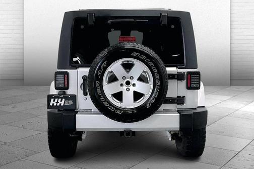 2012 Jeep Wrangler Unlimited Sahara