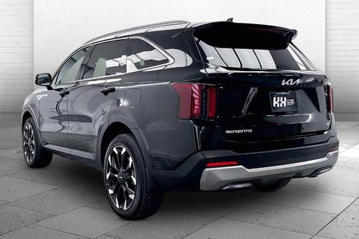 2025 Kia Sorento X-Line EX