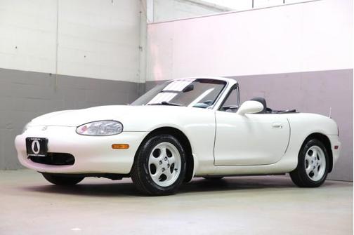 1999 Mazda MX-5 Miata Base