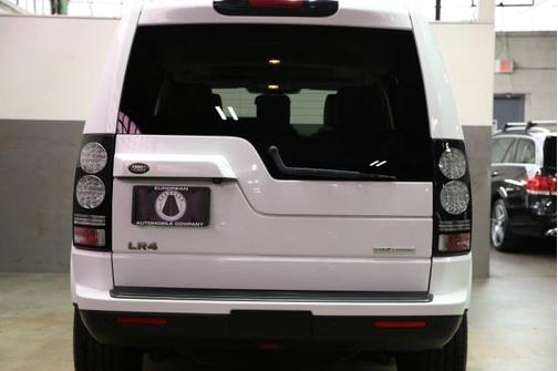 2016 Land Rover LR4 Base