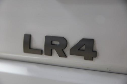 2016 Land Rover LR4 Base