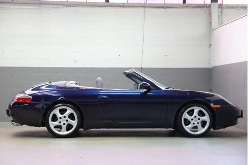 2000 Porsche 911 Carrera (M6)