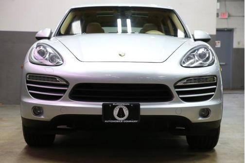 2012 Porsche Cayenne Base