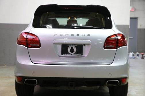 2012 Porsche Cayenne Base