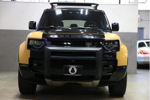 2022 Land Rover Defender 110 X-Dynamic SE