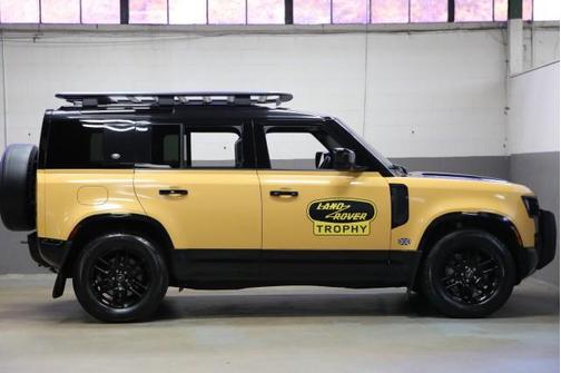 2022 Land Rover Defender 110 X-Dynamic SE