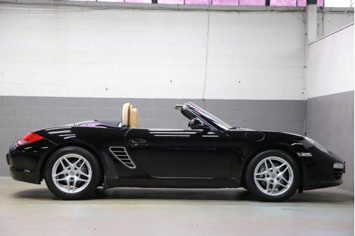 2010 Porsche Boxster Base (M6)