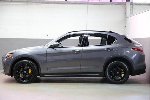 2018 Alfa Romeo Stelvio Sport