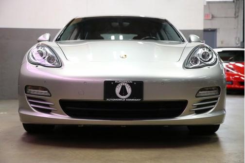 2011 Porsche Panamera 4