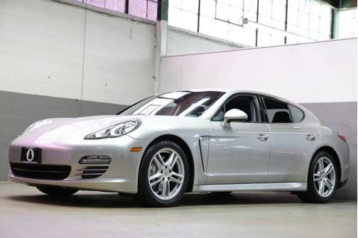 2011 Porsche Panamera 4