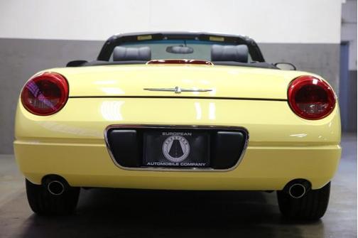 2002 Ford Thunderbird Deluxe