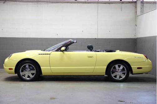 2002 Ford Thunderbird Deluxe