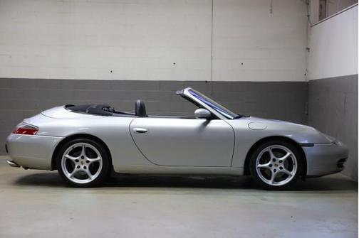 1999 Porsche 911 Carrera (M6)