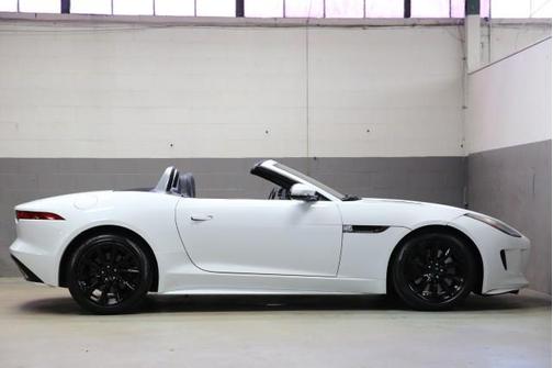 Polaris White 2016 Jaguar F-TYPE