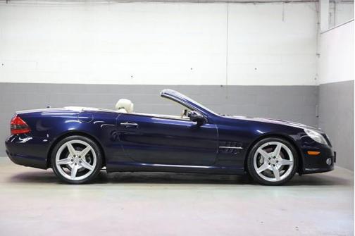 Capri Blue Metallic 2009 Mercedes-Benz SL-Class V8