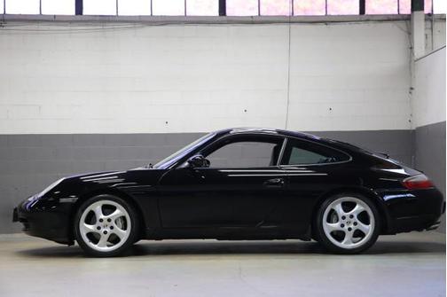 2001 Porsche 911 Carrera 4