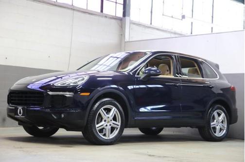 2016 Porsche Cayenne Cayenne