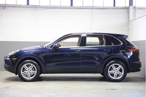 2016 Porsche Cayenne Cayenne