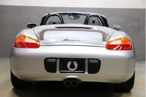 2000 Porsche Boxster 
