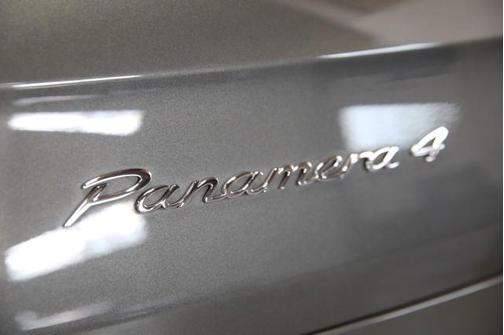 2014 Porsche Panamera 4