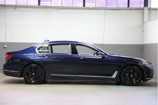2017 BMW 750 i xDrive