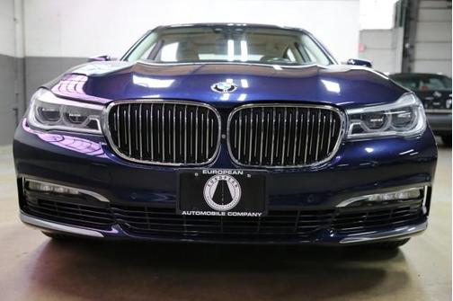 2017 BMW 750 i xDrive