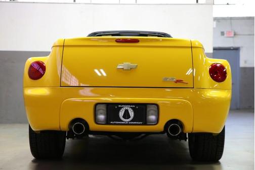 2005 Chevrolet SSR LS