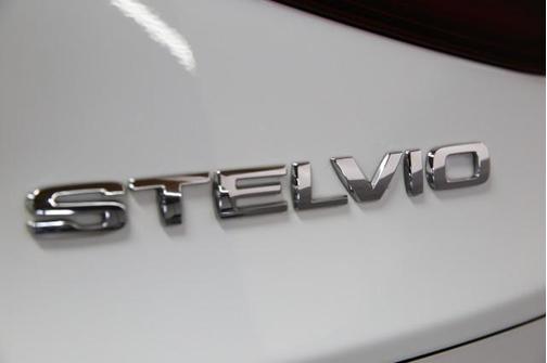 2022 Alfa Romeo Stelvio Sprint