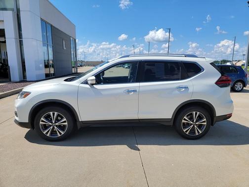 2019 Nissan Rogue SV